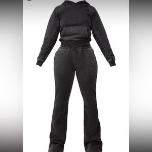 Flare Leg Jogging suit (not sold separately)